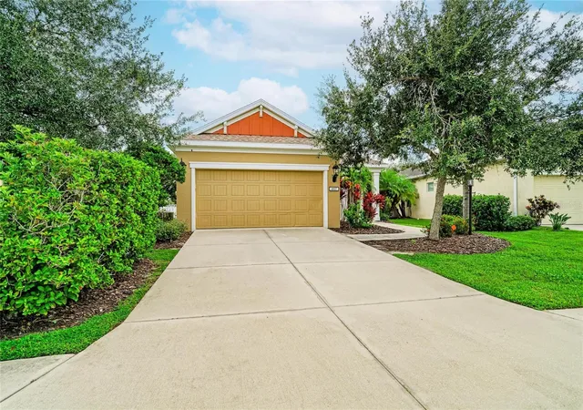 Photo 2 of Single family home for sale at 4907 Boston Comn Glen, Bradenton, FL 34211 | MLS# A4706075 | Listing updated on 2026-09-19
