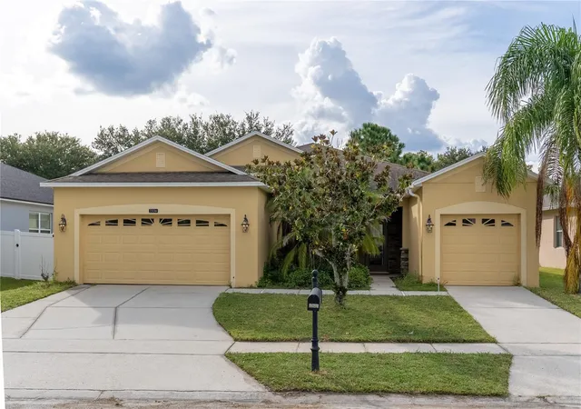 Photo 1 of Single family home for sale at 2336 Crosston Cir, Orlando, FL 32824 | MLS# O6441794 | Listing updated on 2026-10-06