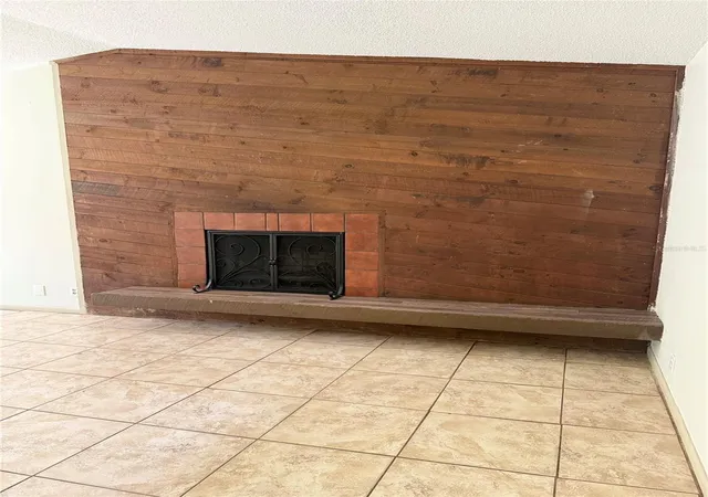 Photo 4 of Single family home for sale at 2518 NE 21st Terrace, Ocala, FL 34470 | MLS# OM732277 | Listing updated on 2026-09-23