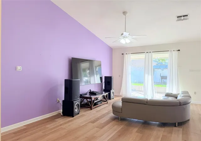Photo 3 of Single family home for sale at 24604 Laurel Ridge Dr, Lutz, FL 33559 | MLS# TB8548634 | Listing updated on 2026-09-17