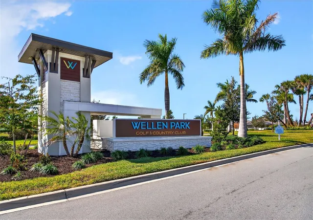 Photo 1 of Condo for sale at 12620 Radiance Ct #102, Venice, FL 34293 | MLS# A4706085 | Listing updated on 2026-09-21