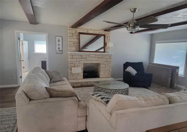 Photo 1 of Single family home for sale at 516 1st Avenue E, Bradenton, FL 34208 | MLS# A4706090 | Listing updated on 2026-09-17