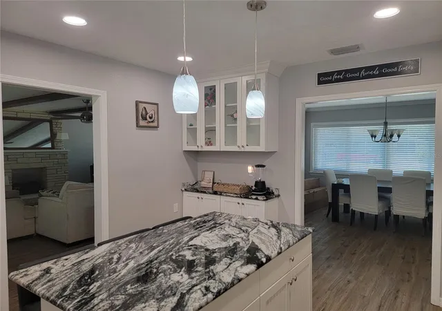 Photo 3 of Single family home for sale at 516 1st Avenue E, Bradenton, FL 34208 | MLS# A4706090 | Listing updated on 2026-09-17