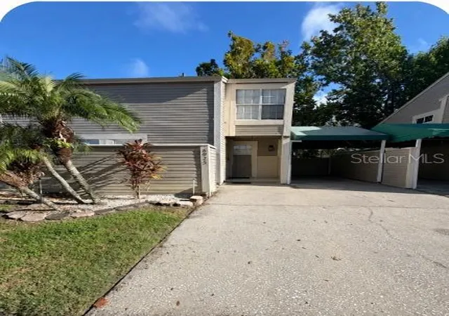 Photo 1 of Townhouse for sale at 6925 Lake Pl Ct, Tampa, FL 33634 | MLS# TB8548646 | Listing updated on 2026-09-17
