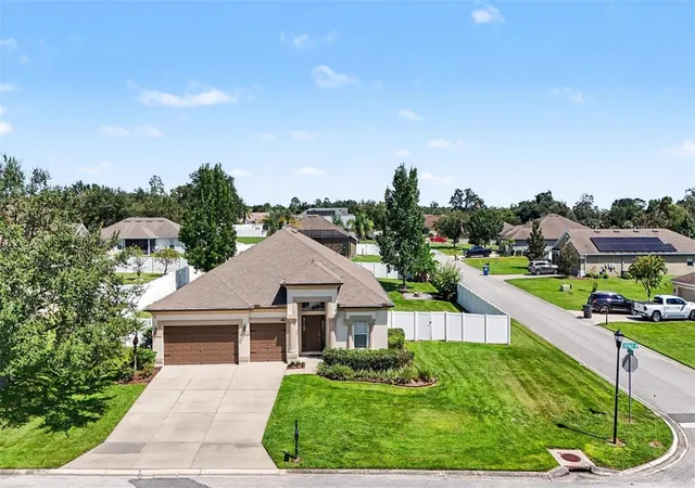 Photo 2 of Single family home for sale at 12324 Loopback Dr, San Antonio, FL 33576 | MLS# TB8548650 | Listing updated on 2026-09-26