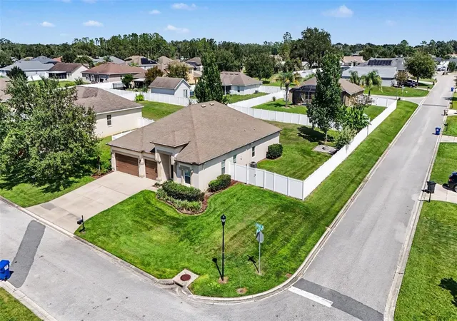 Photo 3 of Single family home for sale at 12324 Loopback Dr, San Antonio, FL 33576 | MLS# TB8548650 | Listing updated on 2026-09-26