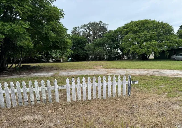 Photo 1 of Land for sale at 128 W Northside Dr, Lake Wales, FL 33853 | MLS# S5157580 | Listing updated on 2026-09-15