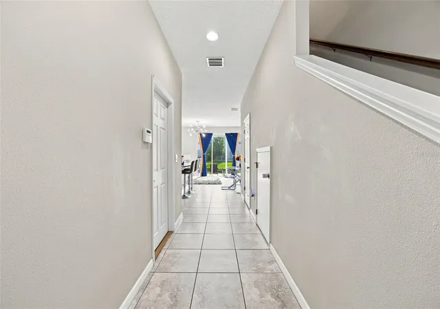 Photo 4 of Townhouse for sale at 7030 Summer Holly Pl, Riverview, FL 33578 | MLS# TB8548664 | Listing updated on 2026-10-05