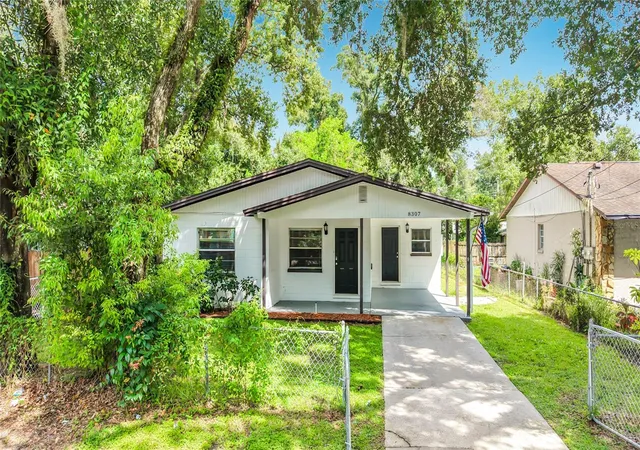 Photo 4 of Single family home for sale at 8307 N Elmer St, Tampa, FL 33604 | MLS# TB8548667 | Listing updated on 2026-09-16