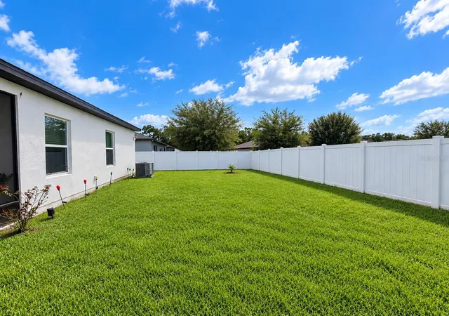 Photo 3 of Single family home for sale at 3512 Fernanda Dr, Deltona, FL 32738 | MLS# V4951286 | Listing updated on 2026-09-15