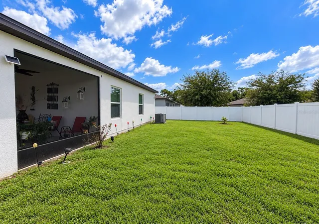Photo 3 of Single family home for sale at 3512 Fernanda Dr, Deltona, FL 32738 | MLS# V4951286 | Listing updated on 2026-09-15