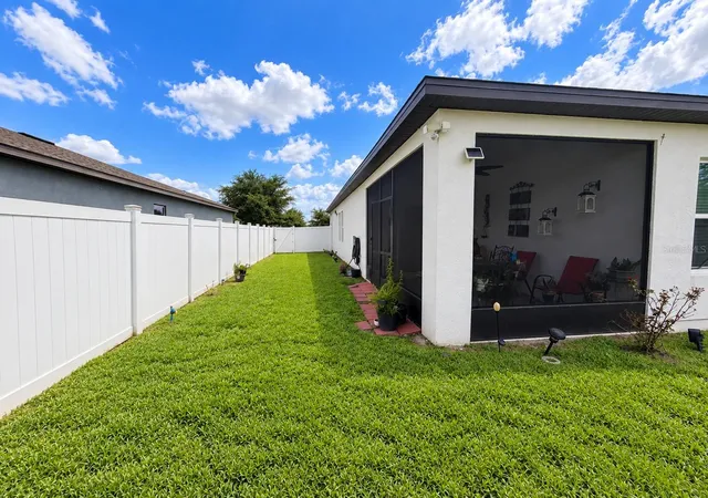 Photo 4 of Single family home for sale at 3512 Fernanda Dr, Deltona, FL 32738 | MLS# V4951286 | Listing updated on 2026-09-15