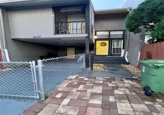 Photo 2 of Townhouse for sale at 5030 Ter Village Ln, Tampa, FL 33617 | MLS# TB8548685 | Listing updated on 2026-10-03