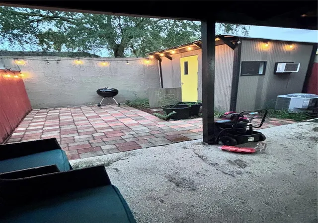 Photo 24 of Townhouse for sale at 5030 Ter Village Ln, TAMPA, FL 33617 | MLS# TB8548685 | Listing updated on 2026-10-03