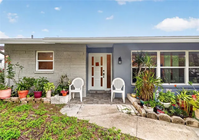 Photo 1 of Single family home for sale at 1158 Overcash Dr, Dunedin, FL 34698 | MLS# TB8548690 | Listing updated on 2026-10-01