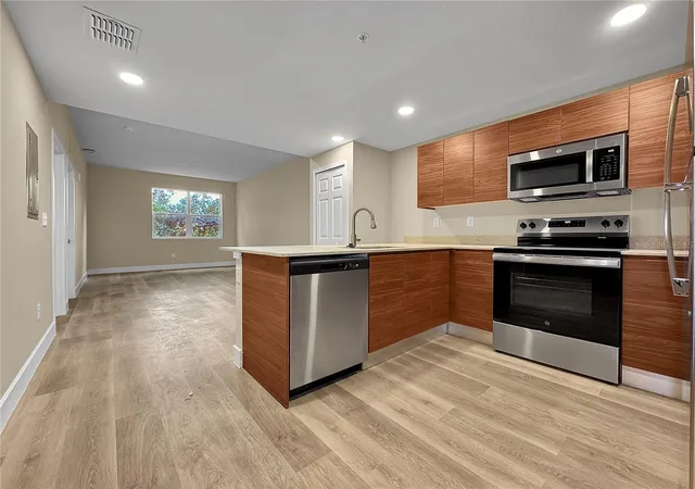 Photo 4 of Condo for sale at 4424 S Texas Ave #1-213, Orlando, FL 32839 | MLS# S5157592 | Listing updated on 2026-09-15