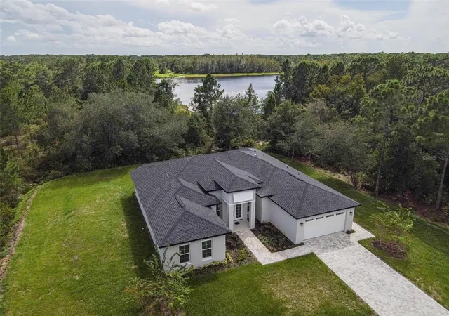 Photo 3 of Single family home for sale at 18526 Seaview St, Orlando, FL 32833 | MLS# O6441866 | Listing updated on 2026-09-24
