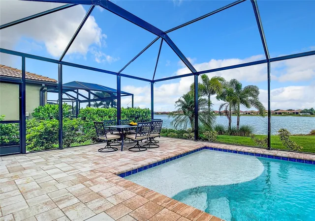 Photo 2 of Single family home for sale at 177 Vinadio Blvd, Nokomis, FL 34275 | MLS# A4706106 | Listing updated on 2026-09-28