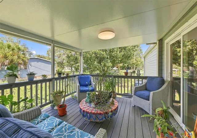 Photo 1 of Manufactured home for sale at 9811 Dale St, Hudson, FL 34669 | MLS# TB8548695 | Listing updated on 2026-09-22