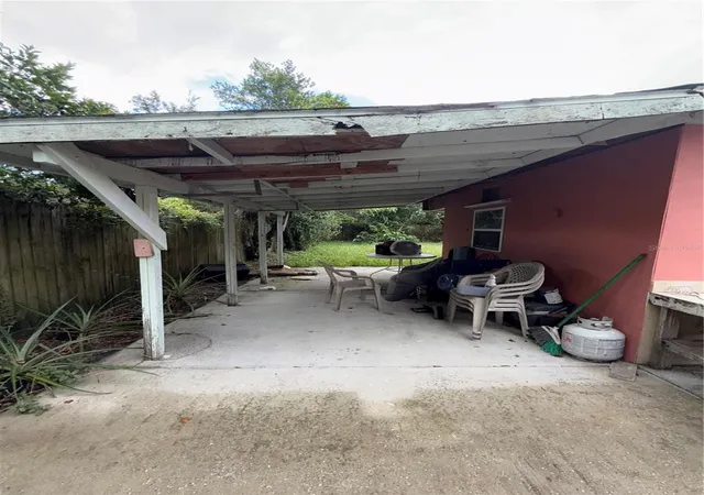 Photo 4 of Sale Pending at 3811 E Crawford St, Tampa, FL 33604 | MLS# TB8548696 | Listing updated on 2026-09-28