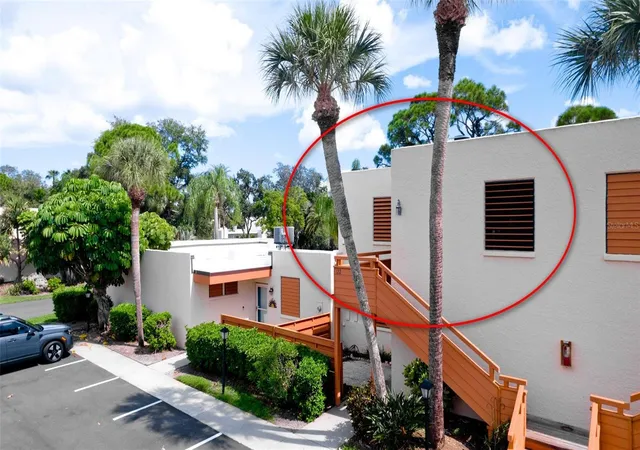 Photo 3 of Condo for sale at 122 Wild Palm Dr #122, Bradenton, FL 34210 | MLS# A4706109 | Listing updated on 2026-10-09
