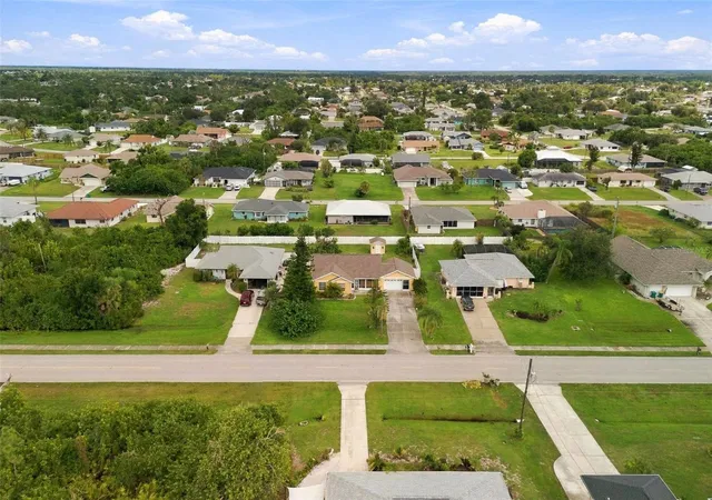 Photo 1 of Single family home for sale at 9910 Gulfstream Blvd, Englewood, FL 34224 | MLS# C7530740 | Listing updated on 2026-09-20