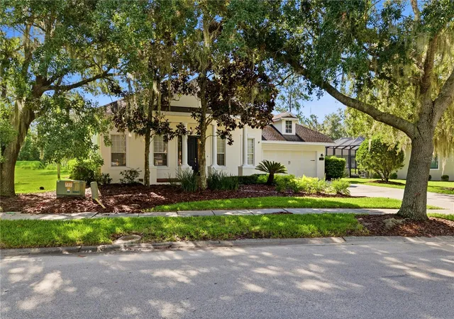 Photo 3 of Single family home for sale at 5268 Southern Valley Loop, Brooksville, FL 34601 | MLS# W7889527 | Listing updated on 2026-10-08