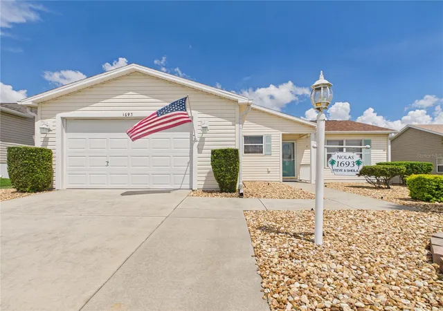 Photo 1 of Sale Pending at 1693 Banberry Run, Lady Lake, FL 32162 | MLS# G5117807 | Listing updated on 2026-09-28