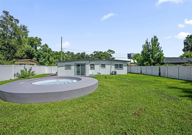 Photo 3 of Single family home for sale at 4870 Seminole Ave, Winter Park, FL 32792 | MLS# O6441887 | Listing updated on 2026-10-04