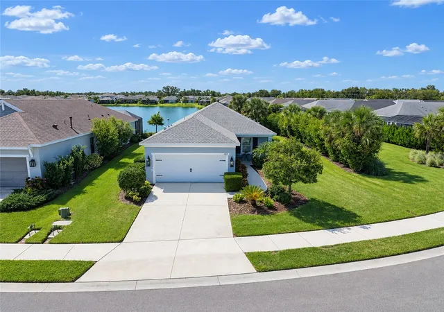 Photo 1 of Single family home for sale at 4715 Canoe Crk Ave, Parrish, FL 34219 | MLS# A4706125 | Listing updated on 2026-10-05
