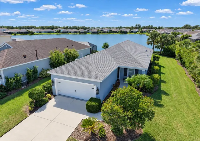 Photo 1 of Single family home for sale at 4715 Canoe Crk Ave, Parrish, FL 34219 | MLS# A4706125 | Listing updated on 2026-10-05
