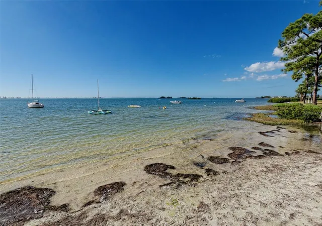 Photo 2 of Condo for sale at 2700 Bayshore Blvd #2204, Dunedin, FL 34698 | MLS# TB8548730 | Listing updated on 2026-09-22