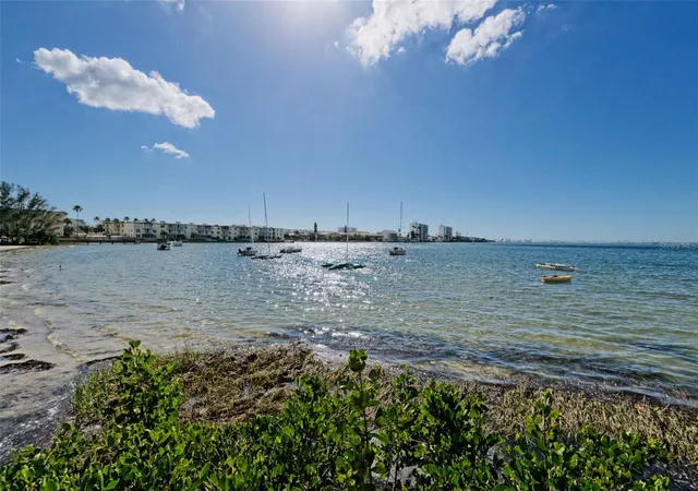 Photo 3 of Condo for sale at 2700 Bayshore Blvd #2204, Dunedin, FL 34698 | MLS# TB8548730 | Listing updated on 2026-09-22
