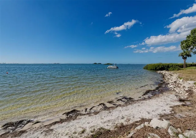 Photo 3 of Condo for sale at 2700 Bayshore Blvd #2204, Dunedin, FL 34698 | MLS# TB8548730 | Listing updated on 2026-09-22