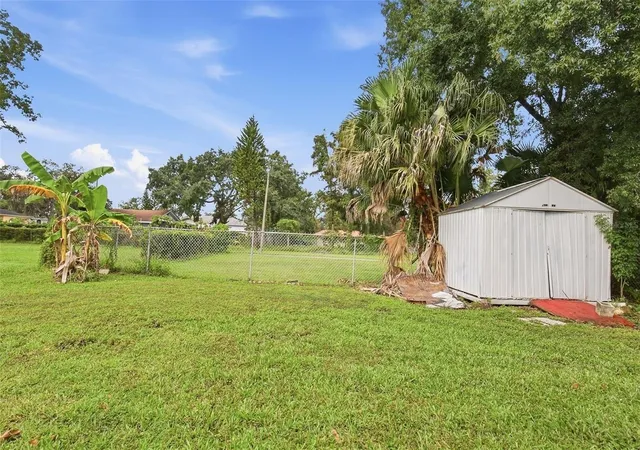 Photo 2 of Single family home for sale at 6804 N Willow Ave, Tampa, FL 33604 | MLS# O6441897 | Listing updated on 2026-10-30