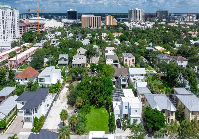 Photo 3 of Land for sale at 1677 Devonshire Ln, Sarasota, FL 34236 | MLS# A4706128 | Listing updated on 2026-10-01