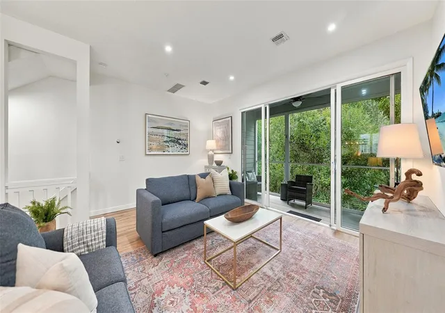 Photo 3 of Condo for sale at 539 Forest Way #539, Longboat Key, FL 34228 | MLS# A4706129 | Listing updated on 2026-09-23