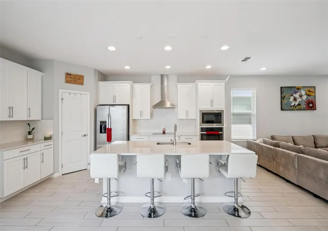 Photo 2 of Single family home for sale at 613 Cheval Ln, Debary, FL 32713 | MLS# O6441909 | Listing updated on 2026-09-23