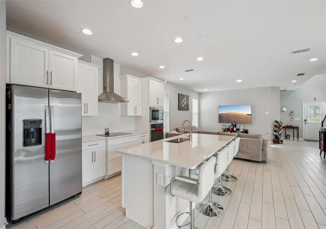 Photo 3 of Single family home for sale at 613 Cheval Ln, Debary, FL 32713 | MLS# O6441909 | Listing updated on 2026-09-23
