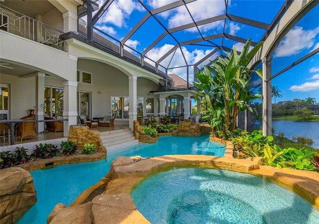Photo 2 of Mansion for sale at 27201 Ibis Cvs Ct, Bonita Springs, FL 34134 | MLS# O6441910 | Listing updated on 2026-10-25