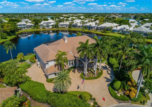 Photo 47 of Mansion for sale at 27201 Ibis Cvs Ct, BONITA SPRINGS, FL 34134 | MLS# O6441910 | Listing updated on 2026-10-25