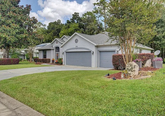 Photo 2 of Single family home for sale at 19341 SW 82nd Place Rd, Dunnellon, FL 34432 | MLS# OM732301 | Listing updated on 2026-09-19