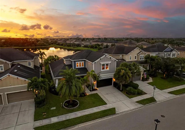 Photo 4 of Single family home for sale at 6195 Anise Dr, Sarasota, FL 34238 | MLS# A4706135 | Listing updated on 2026-10-10