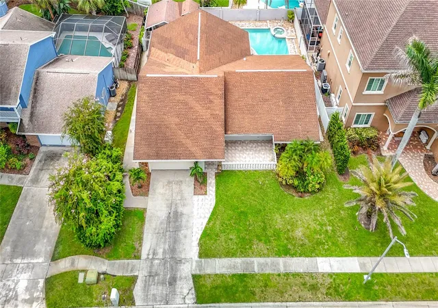 Photo 3 of Single family home for sale at 4608 Apple Ridge Ln, Tampa, FL 33624 | MLS# TB8548756 | Listing updated on 2026-09-30