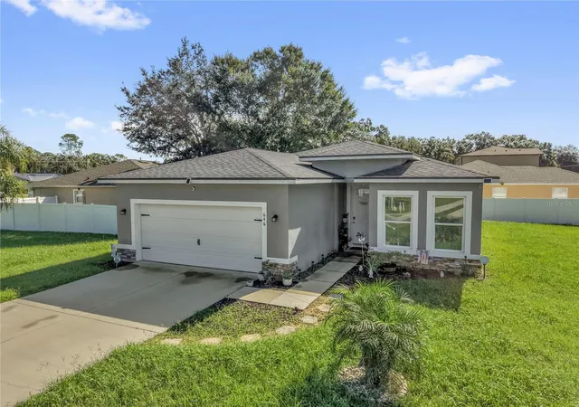 Photo 2 of Single family home for sale at 646 Bear Ct, Kissimmee, FL 34759 | MLS# O6441911 | Listing updated on 2026-10-20