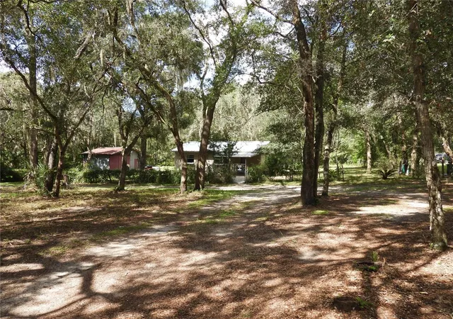 Photo 1 of Single family home for sale at 12214 Se 112th Avenue Rd, Belleview, FL 34420 | MLS# OM732302 | Listing updated on 2026-09-16