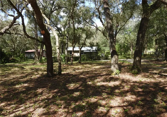 Photo 4 of Single family home for sale at 12214 SE 112th Avenue Rd, Belleview, FL 34420 | MLS# OM732302 | Listing updated on 2026-09-16