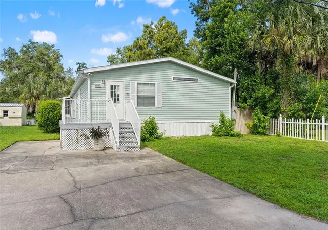 Photo 3 of Manufactured home for sale at 6496 W Richard Dr, Weeki Wachee, FL 34607 | MLS# TB8548761 | Listing updated on 2026-09-17