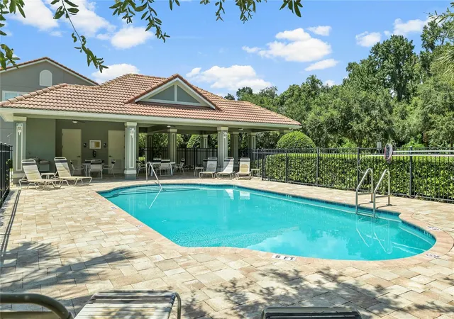 Photo 3 of Townhouse for sale at 104 Canterbury Bell Dr, Oviedo, FL 32765 | MLS# O6441914 | Listing updated on 2026-10-06