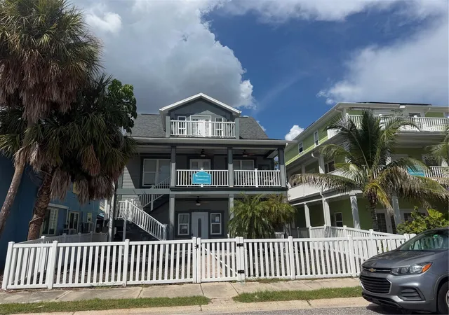 Photo 1 of Single family home for sale at 5433 Essex Ave S, Gulfport, FL 33707 | MLS# TB8548763 | Listing updated on 2026-09-27